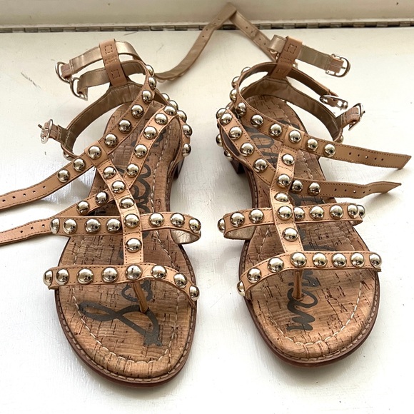 Sam Edelman Eavans Leather Embellished T-Strap Sandals - Picture 6 of 7